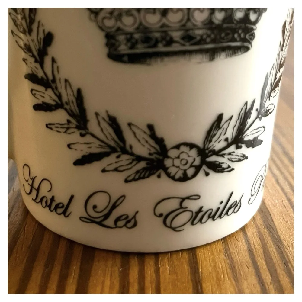 222 Fifth "Les Etoiles Crown" Porcelain Coffee/Tea Mug - Picture 4 of 10